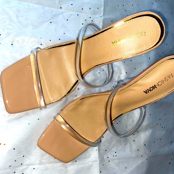 Fashion Nova Clear/Nude Wedge Heels - Picture 3 of 4